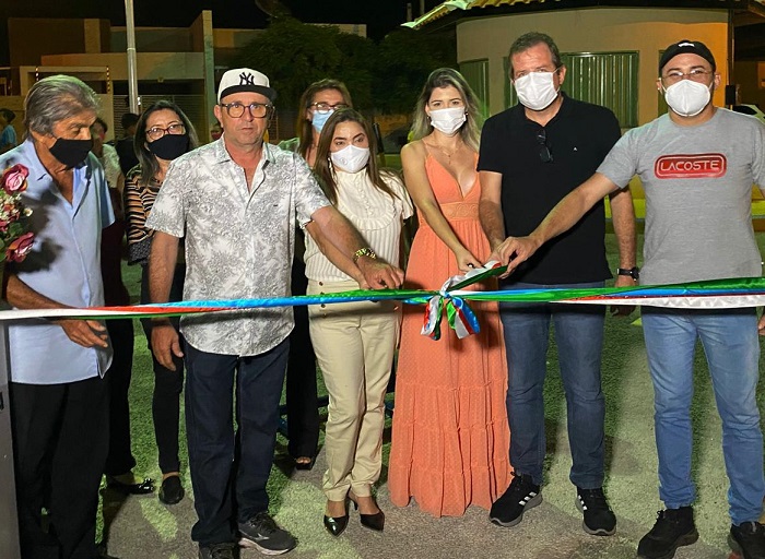 Prefeito Fábio Tyrone inaugura moderna praça no bairro Jardim Brasília; saiba mais 